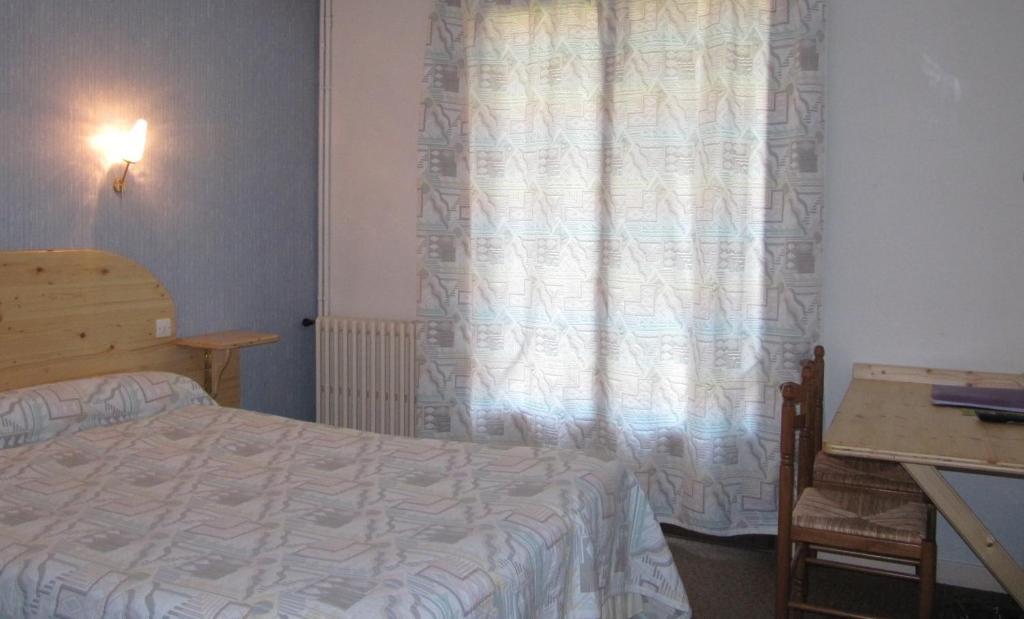 מארבז'ול Hotel Des Rochers חדר תמונה