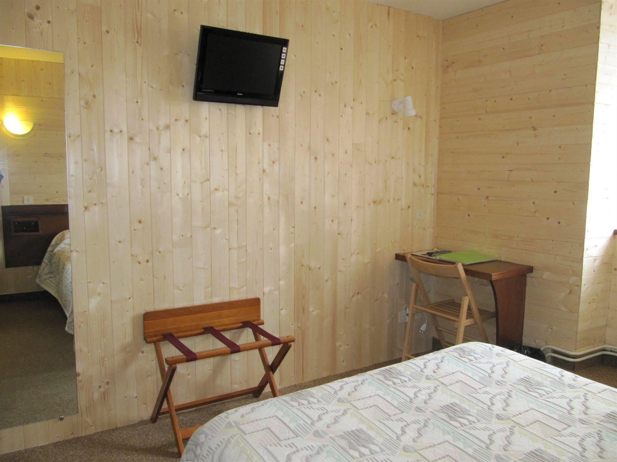 מארבז'ול Hotel Des Rochers מראה חיצוני תמונה